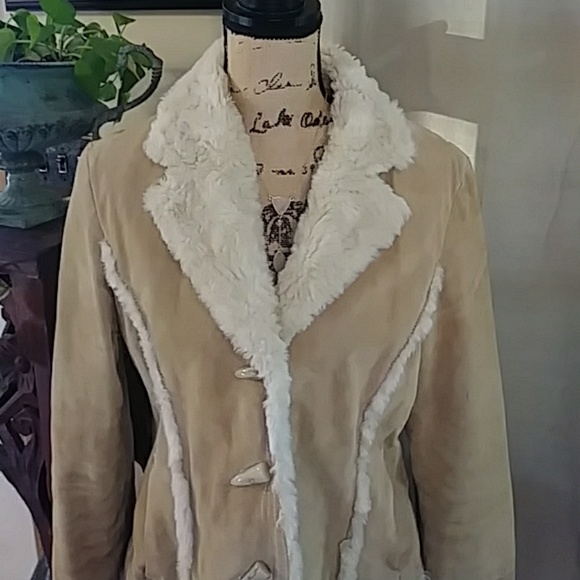 Wilsons Leather Jackets & Blazers - Wilson's Camel Colored Leather Jacket w Faux Fur